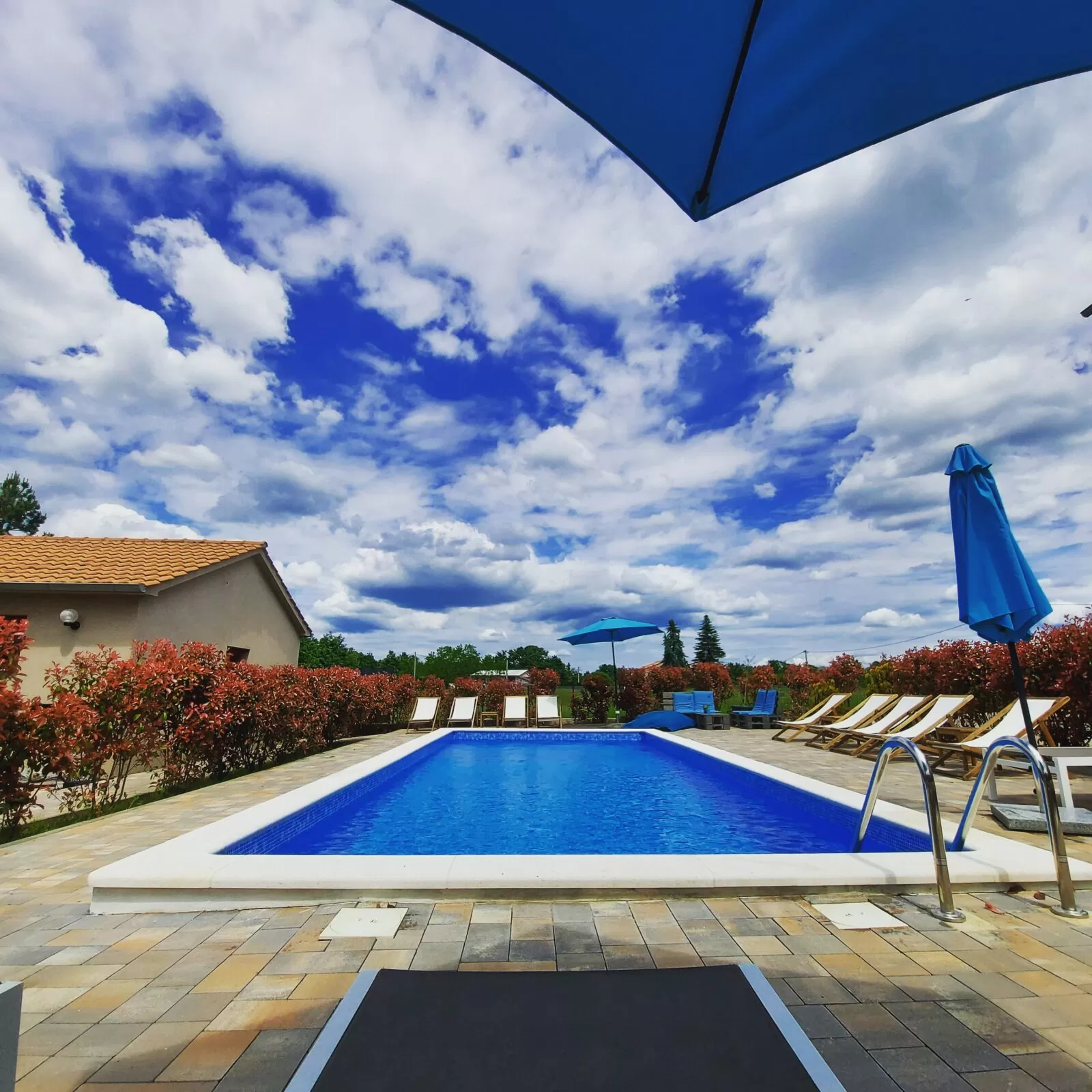 Apartman Borna - Flora Guest House 